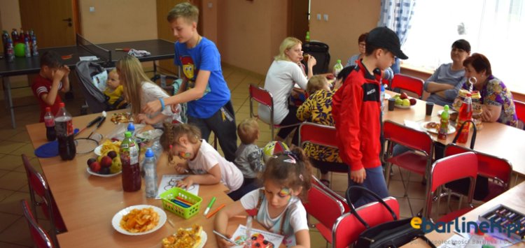  Festy rodzinny z okazji Dnia Dziecka w Dzikowie
