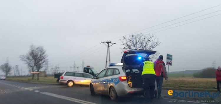 Groźny wypadek samochodowy w Mostkowie.